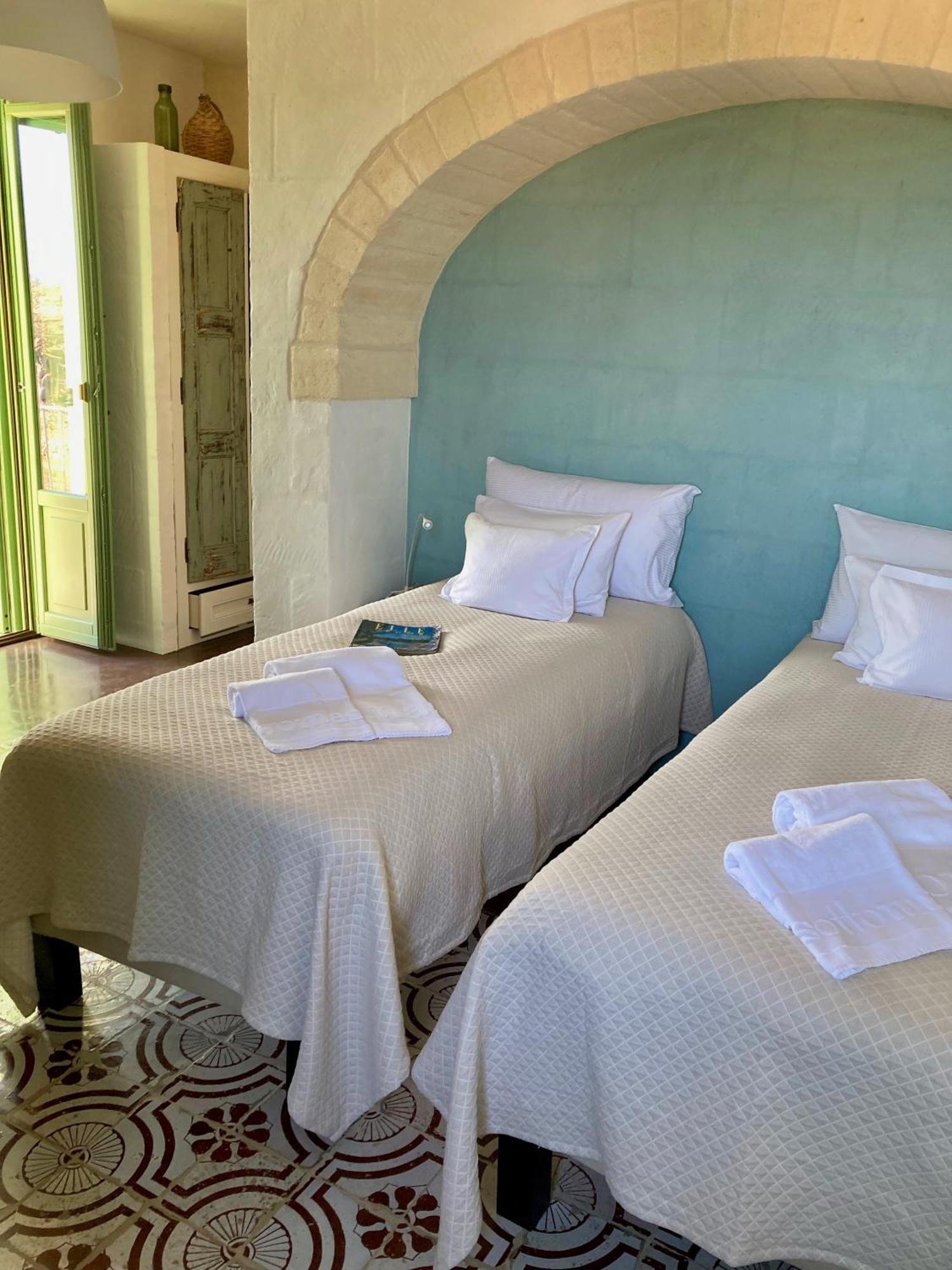 Boutique Hotel Masseria Sottomasi Savelletri Bagian luar foto