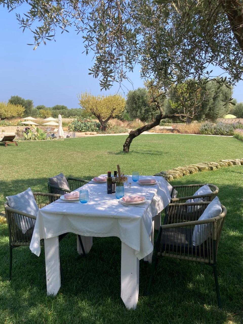 Boutique Hotel Masseria Sottomasi Savelletri Bagian luar foto